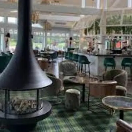 La Rotonde A Port Bourgenay * Talmont-Saint-Hilaire