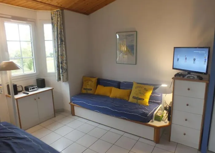 La Rotonde A Port Bourgenay * Talmont-Saint-Hilaire