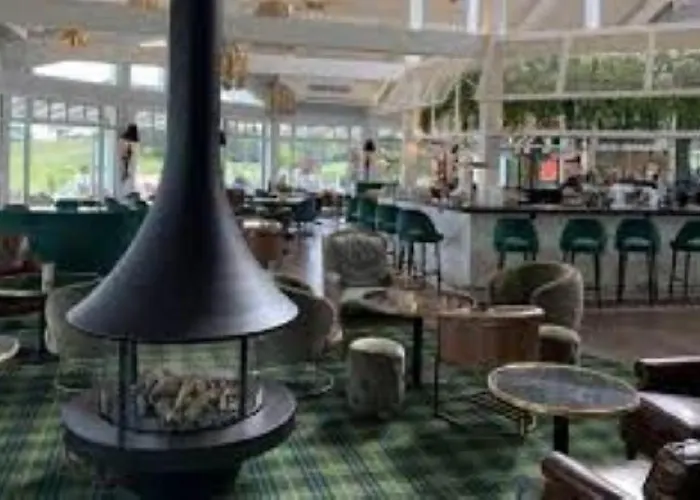 La Rotonde A Port Bourgenay * Talmont-Saint-Hilaire